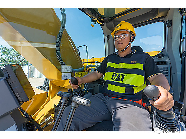 CAT 333 Classic inheritance, brand new upgrade