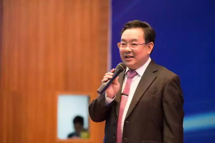 许德来公开发表演讲  图源:中珠集团业绩表现承压据了解,st中珠的主要