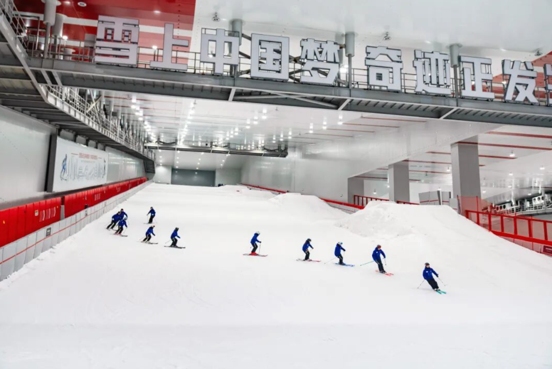 双11热雪奇迹全国11城住滑套餐398元起 含酒店与雪票至3月31日