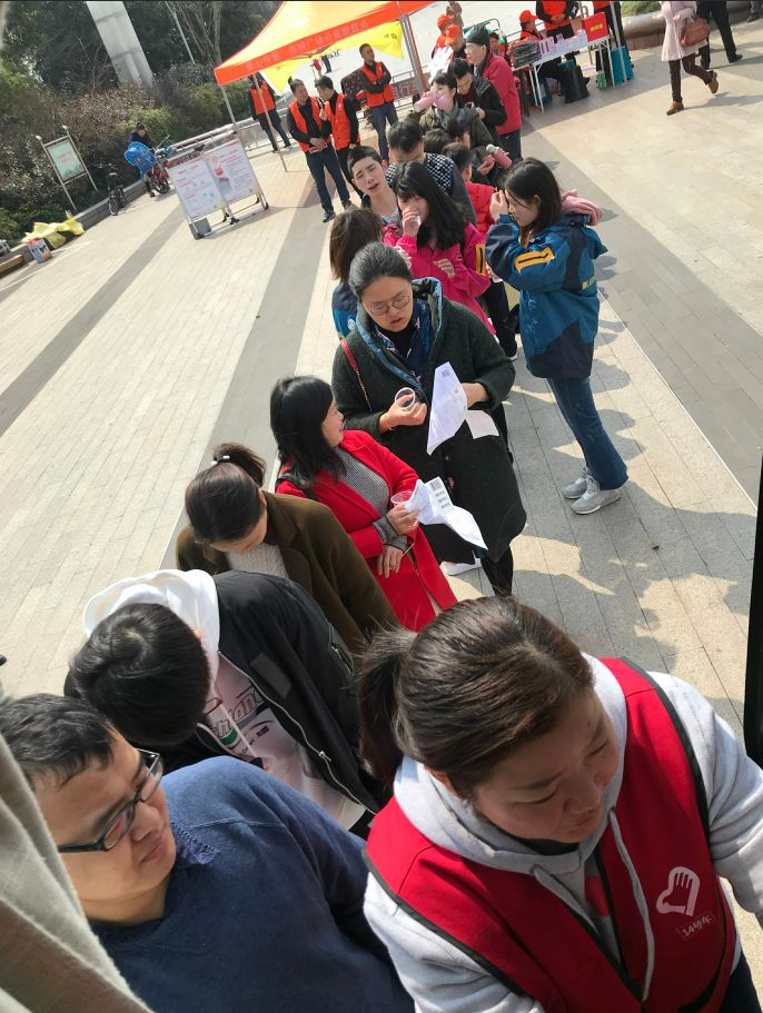 “聚心传爱 爱在行动” —余杭湖南商会参加献血爱心公益活动