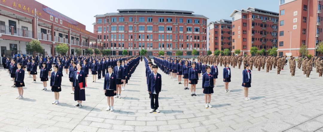 操比赛航空礼仪队学生志愿者校园英雄连·礼仪队★中考成绩优异的学生