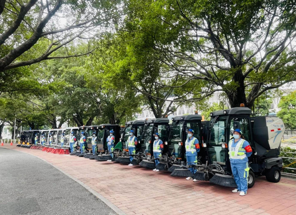 天河区小型清扫作业队伍