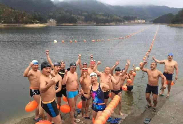 北京游泳教练培训