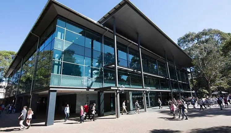 最新澳洲大学毕业生就业率和工资放榜!