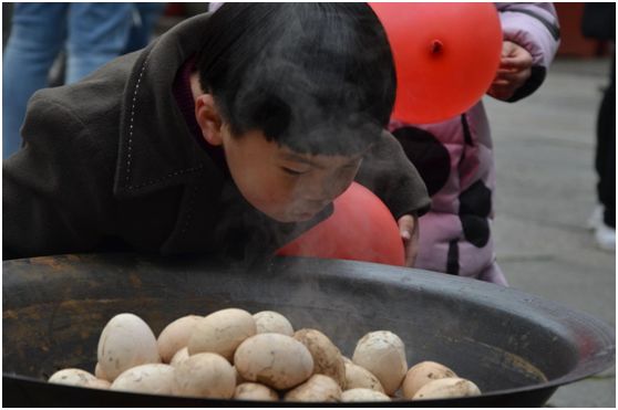 东阳非物质文化遗产童子尿蛋季节来袭,春天的味道!