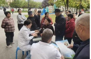 义诊下沉暖金秋 健康惠民零距离——眉县人民医院开展多场公益义诊活动（图3）