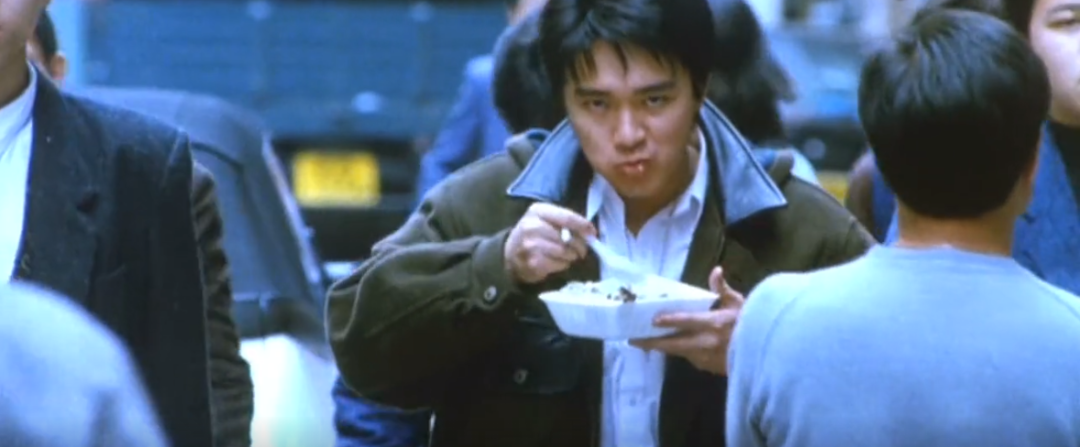 却发现热乎的盒饭都被人抢光后,社畜小羊觉得自己堪比《喜剧之王》里