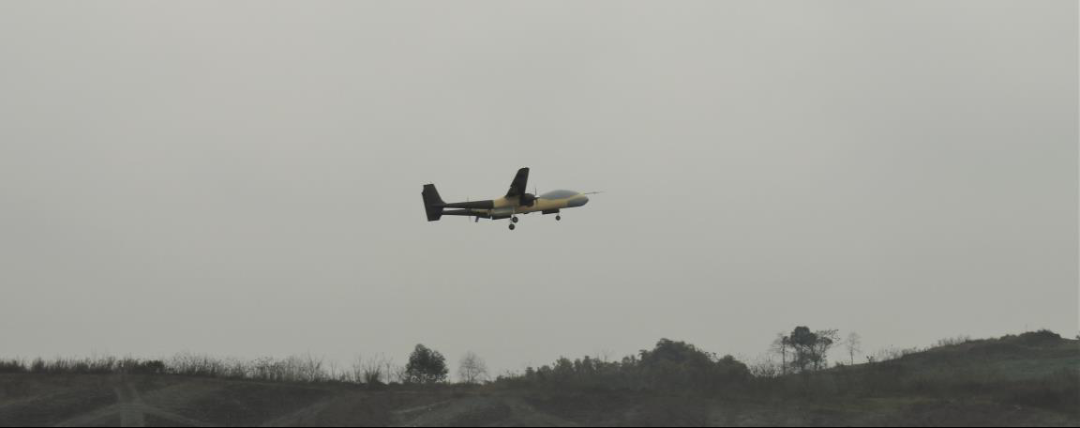 腾盾大型三发无人机疑似换装国产重油航空发动机的图5