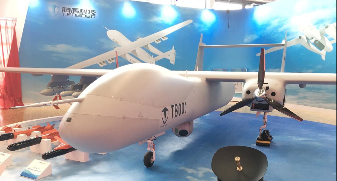 腾盾大型三发无人机疑似换装国产重油航空发动机的图6