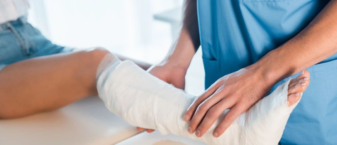 医用夹板怎么软化高分子夹板外固定后出院该注意些什么？_https://www.jmylbn.com_新闻资讯_第5张