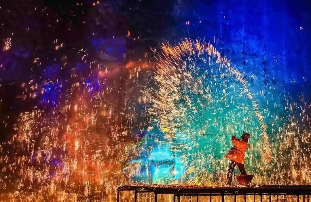 非遗焰火北极天幕萤火虫秘境淄博花间小筑首次开夜