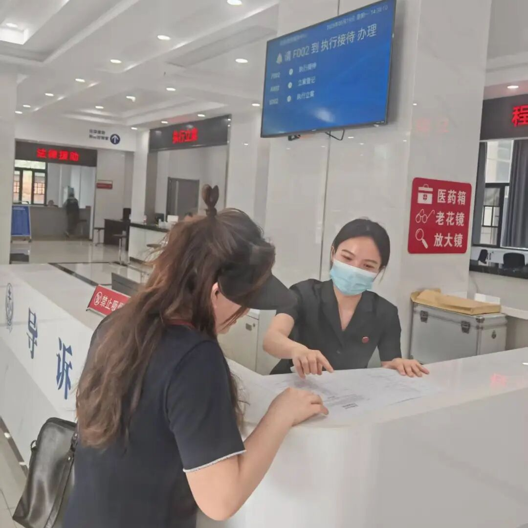 导诉台引导、提供空白文本 (2).jpg