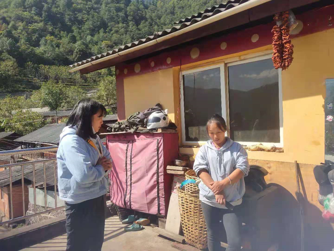 茨开镇 控辍保学大家访入户交流传温暖 工作动态 贡山县茨开镇人民政府 政府信息公开 贡山县人民政府