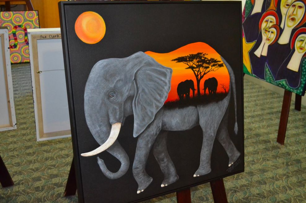 这大象也是模仿的非常像了.