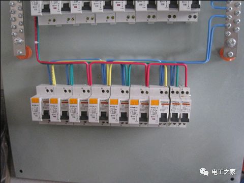 老电工手把手教您如何做好配电箱内部配线，图文详解，值得收藏的图12
