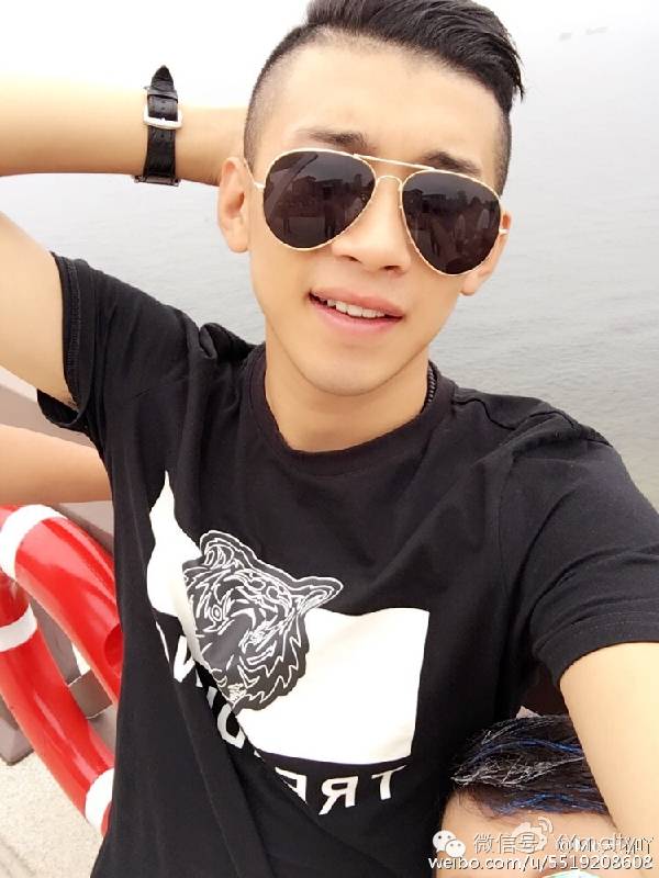 起底超级网红mc天佑成名心酸历程!|广西优质茶叶交流组