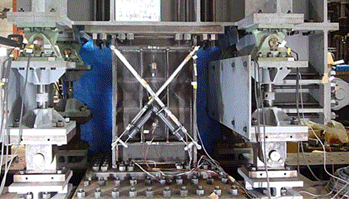 一种多功能往复加载小试验台 | 批量小实验的生产机器的图1