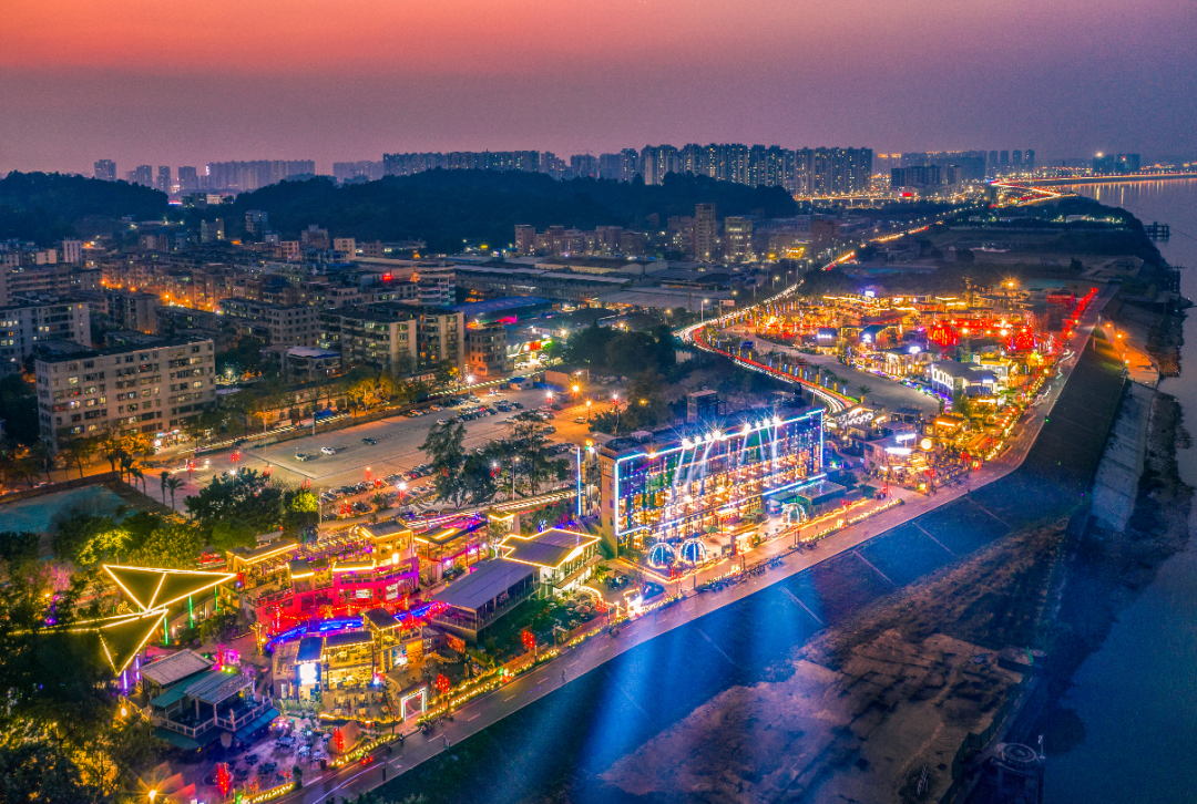 优化城市家具打造特色会客厅