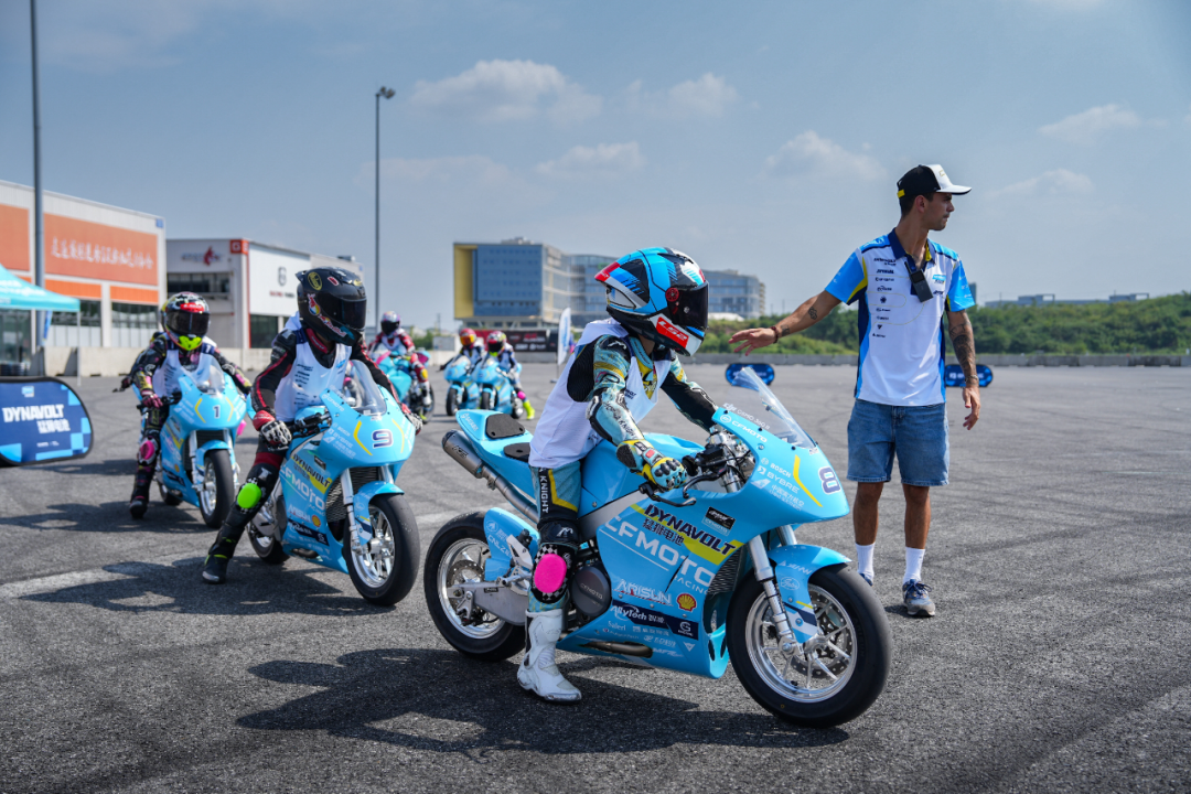 9dcda756-6edf-40a9-a5e3-1eacf43661c6.png