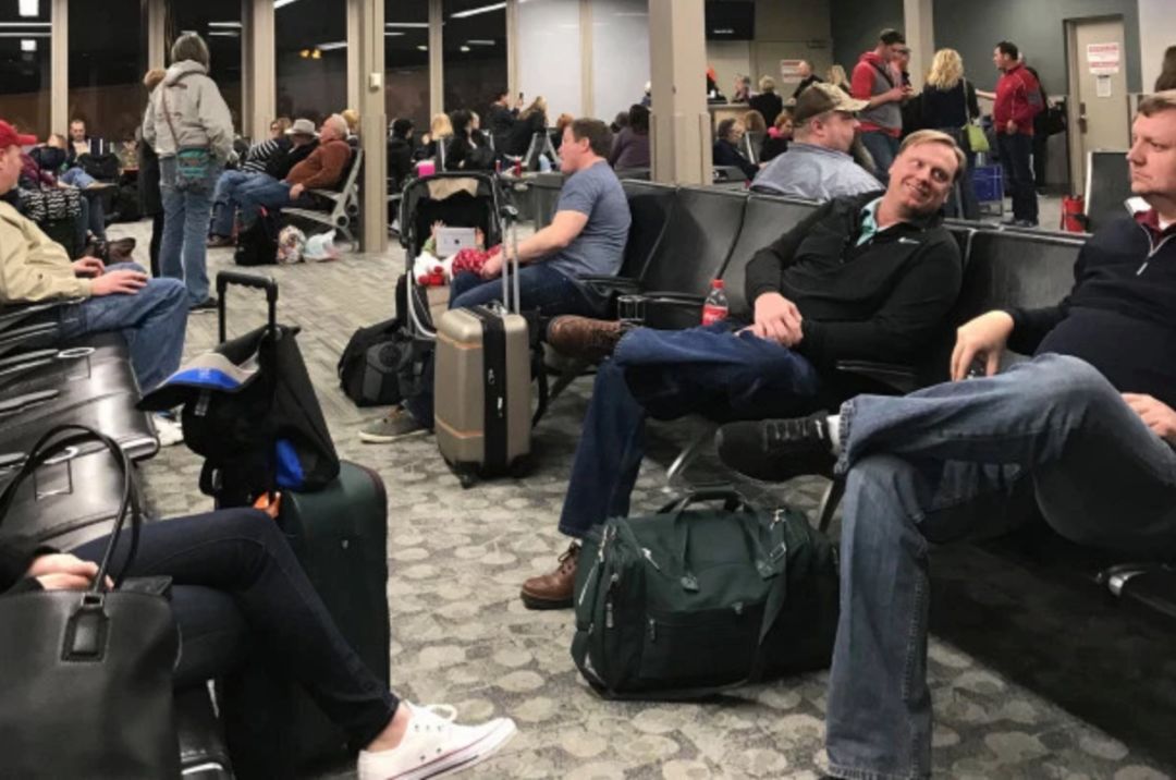 机场睡到不想走！华盛顿机场增设“胶囊”休息室，从此候机极度舒适！
