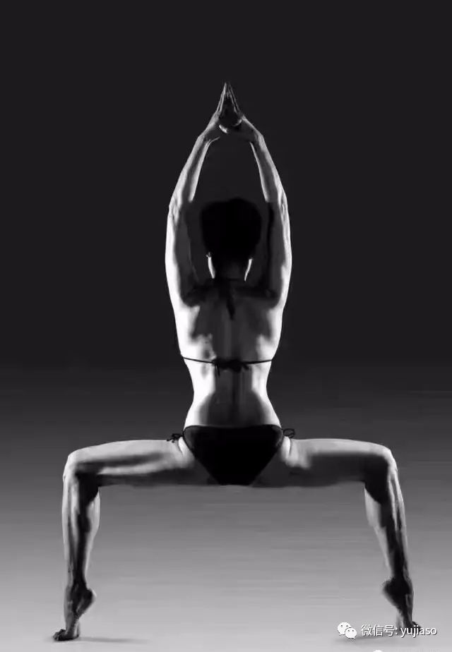 4位中国最美瑜伽奶奶，告诉你：练瑜伽60岁也依然可以做少女