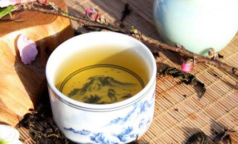 谁说秋天只能喝青茶？这些茶也适宜