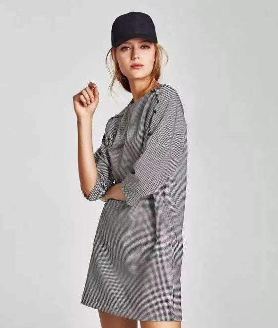 天暖和了，冬天的厚衣服这样收纳，无折痕，超省空间！