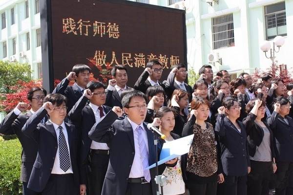 ����ʦ�������ҼҺ����ˣ������񻹲����𣿡�