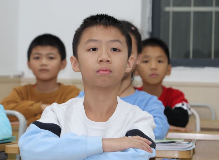 父母再忙再累,每天用3个小时坚持这样做,孩子受益一生! 父母再忙再累,每天用3个小时坚持这样做,孩子受益一生!