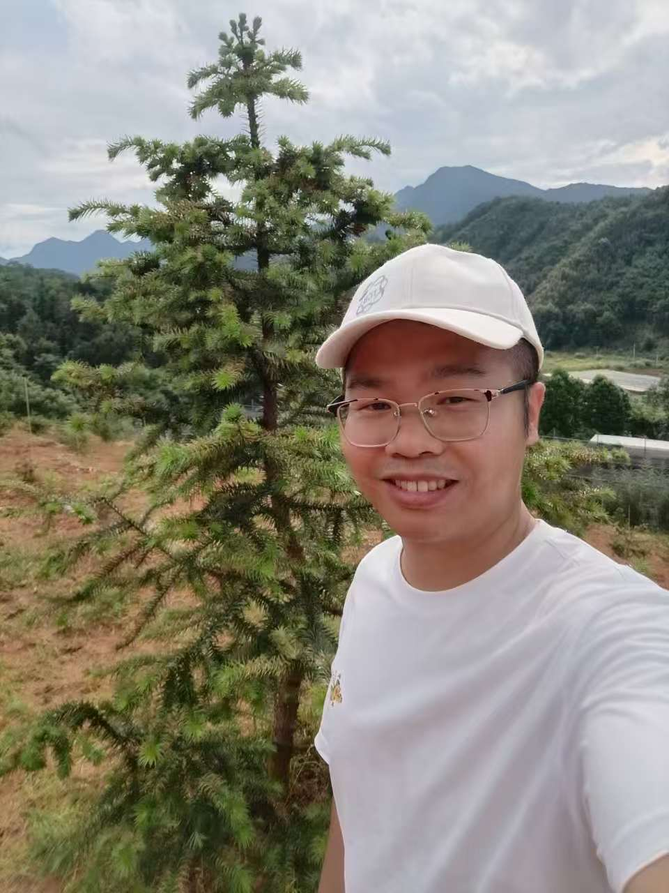 郝兆东