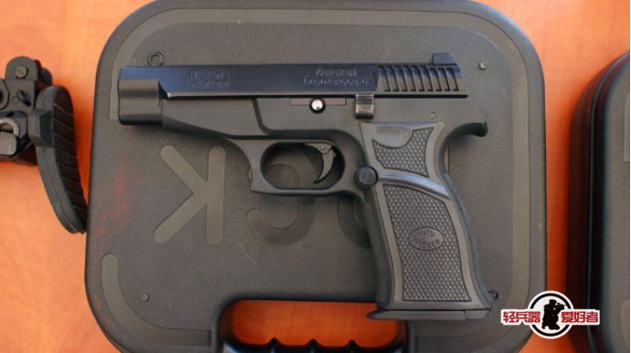 不是P226？| 其实《彩虹六号》波兰探员用的可是“自家武器！”(上期福利开奖)