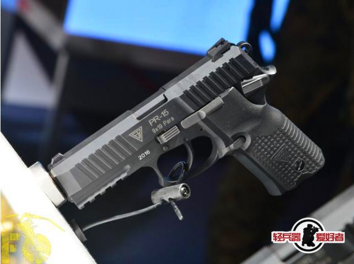 不是P226？| 其实《彩虹六号》波兰探员用的可是“自家武器！”(上期福利开奖)
