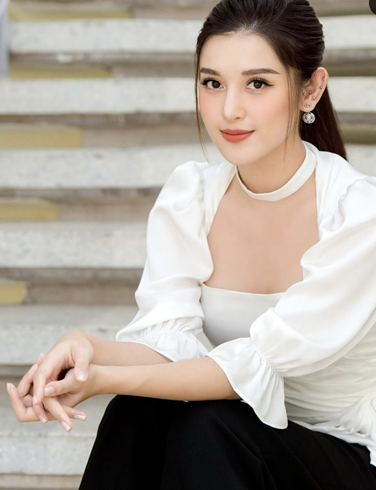 这张脸真的太好看了!_友友