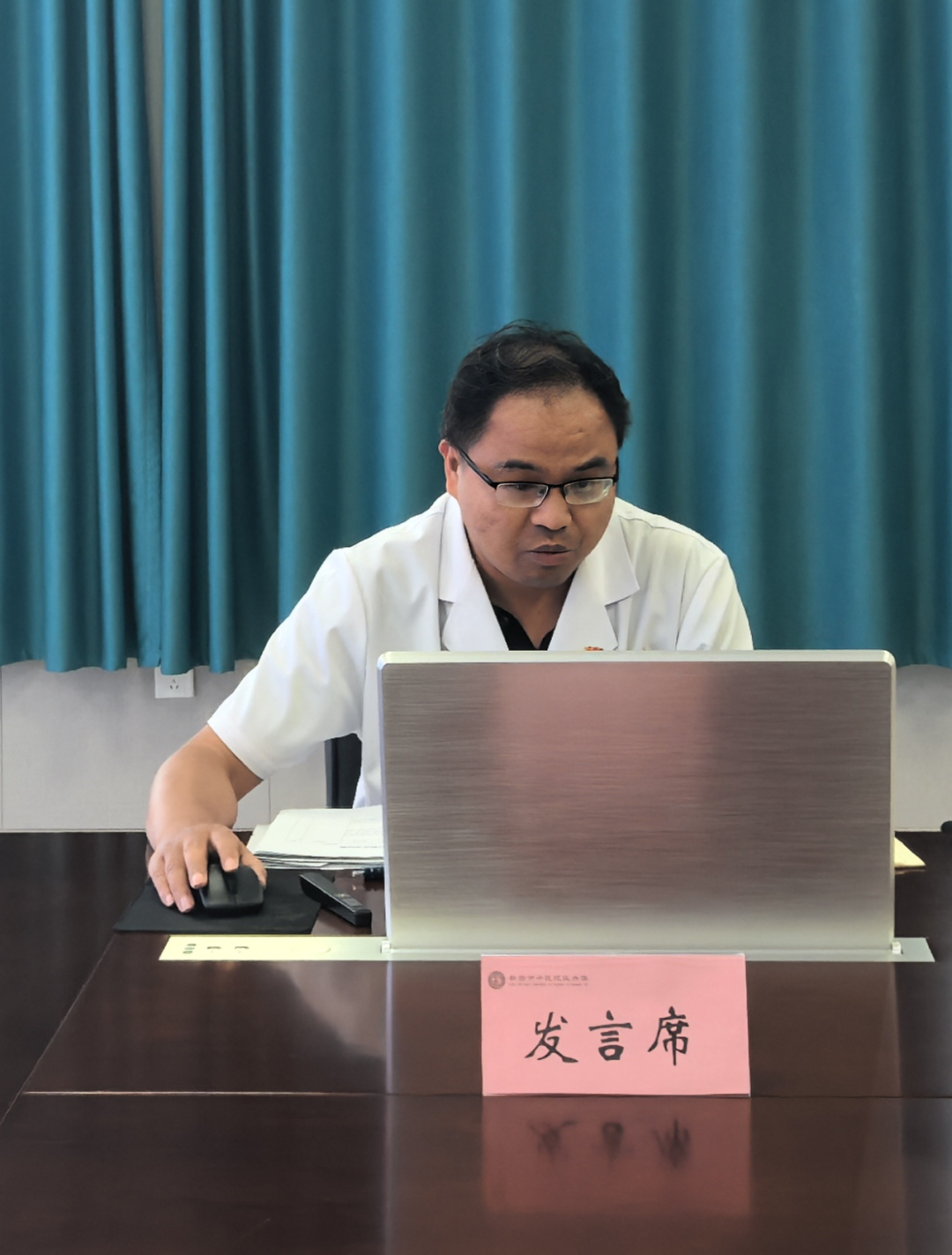 多功能病床控制怎么新密市家庭病床服务质量控制中心2025年第一次会议暨培训会在我院顺利召开_https://www.jmylbn.com_新闻资讯_第5张