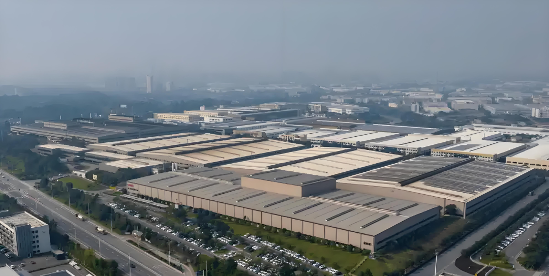 行業分享丨應對AI浪潮，民營企業該如何精準接招？的圖1