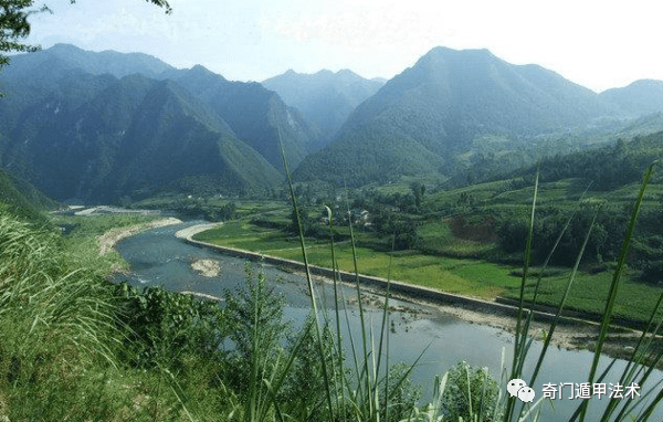 阴宅墓穴位置排列规则