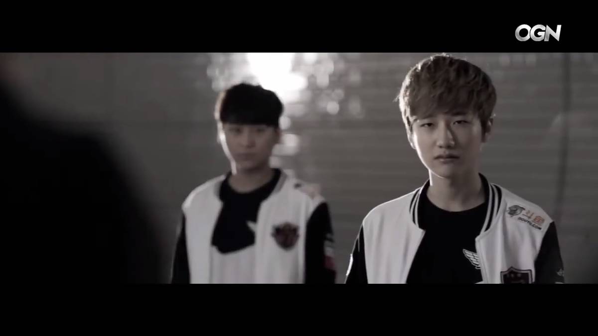 就如同宣传片的这一幕一样，作为团队替补，Blank在观众眼前的画面始终是模糊的。