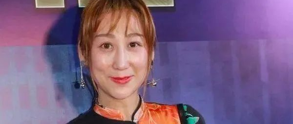 她五年内剖腹产4次，还学外国人不坐月子，如今现状怎样了？