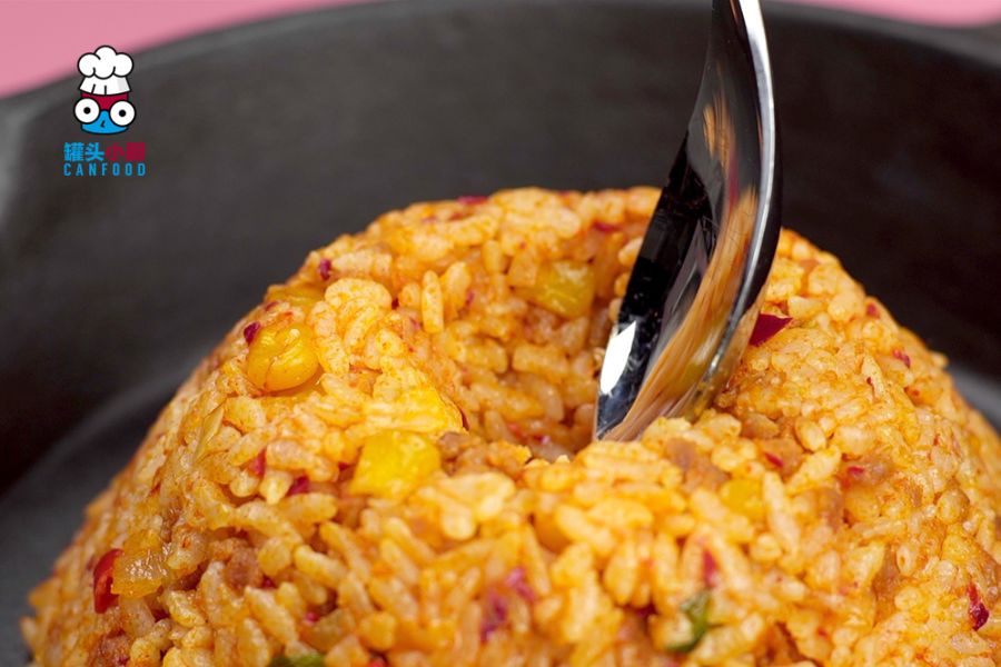 好吃到会"爆发"的火山炒饭,米饭做多少都能消灭光丨罐头小厨