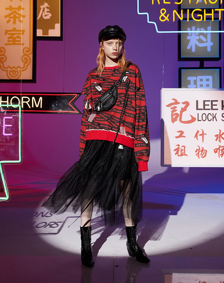 PHÓRM | 宅家姿势全handle？你需要来点颜色看看