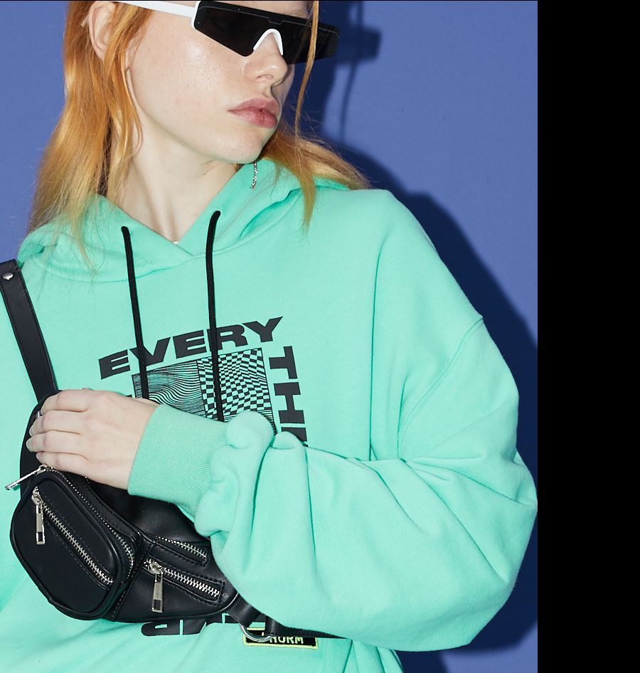 PHÓRM | 宅家姿势全handle？你需要来点颜色看看