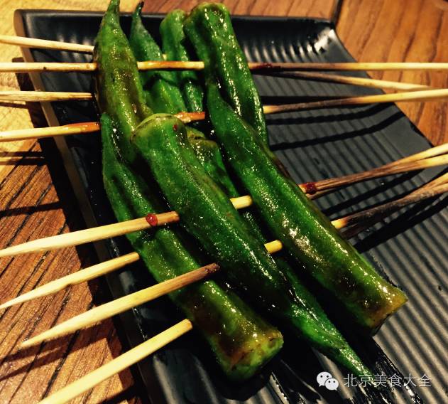 筋 ,烤鸡软骨,凉菜鲫鱼,辣炒花蛤,炸小黄鱼,烤鱼,烤鸡爪,锡纸护心肉