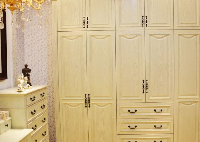 衣柜如何保養(yǎng) 需要注意哪些禁忌-甘肅裕華之星商貿有限公司