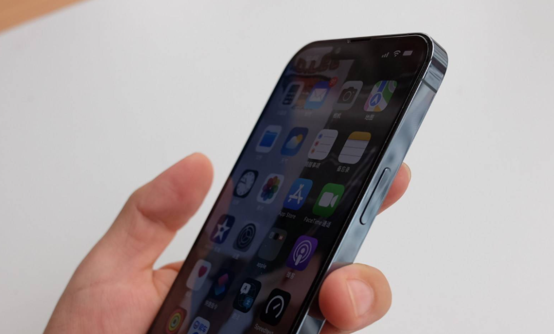 黑解机 iPhone卡贴机现在还能黑解？居然有商家版的黑解iPhone13PM