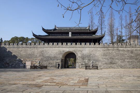 1第一站南湖景区.png