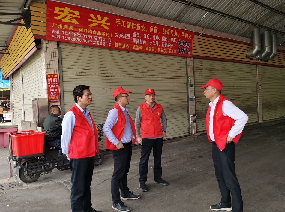 谢婷到南溪镇开展"我为群众办实事——文明创建志愿服务"主题日活动黄