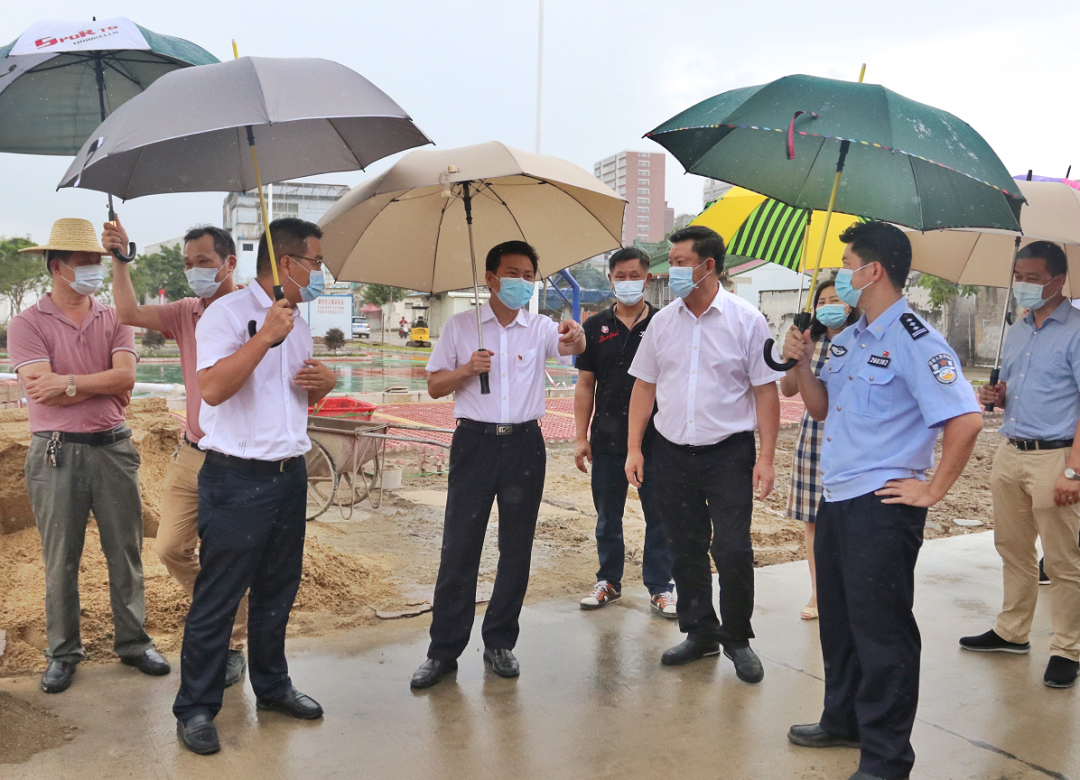 符贤带队检查创文创卫和道路交通安全综合治理工作