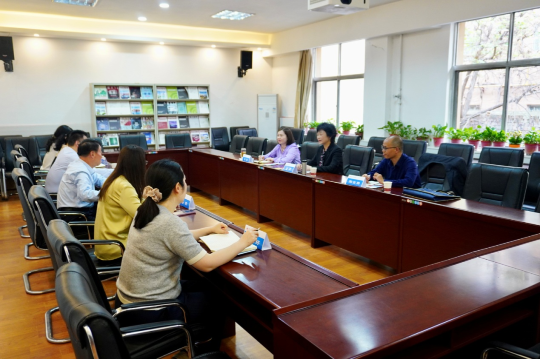 新疆司法警官职业学院院长金箴一行来我校调研交流