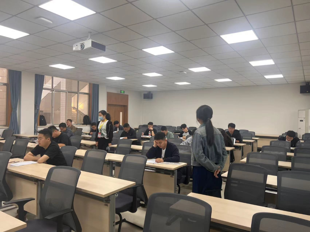 继续教育学院2022级学生2024年第一学期期末考试工作圆满结束