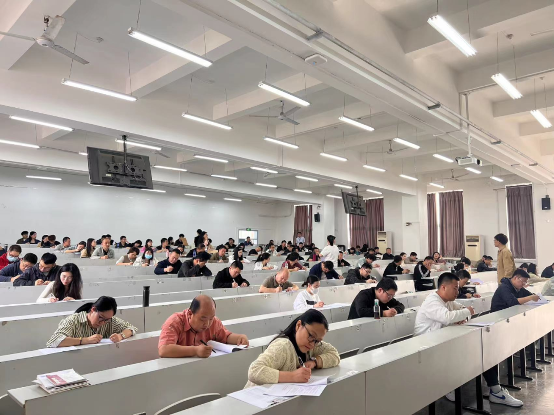 继续教育学院2022级学生2024年第一学期期末考试工作圆满结束